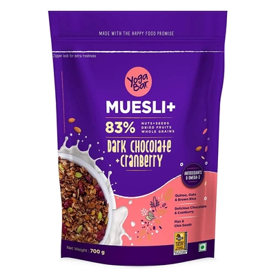 yogabar-muesli-dark-chocolate-cranberry